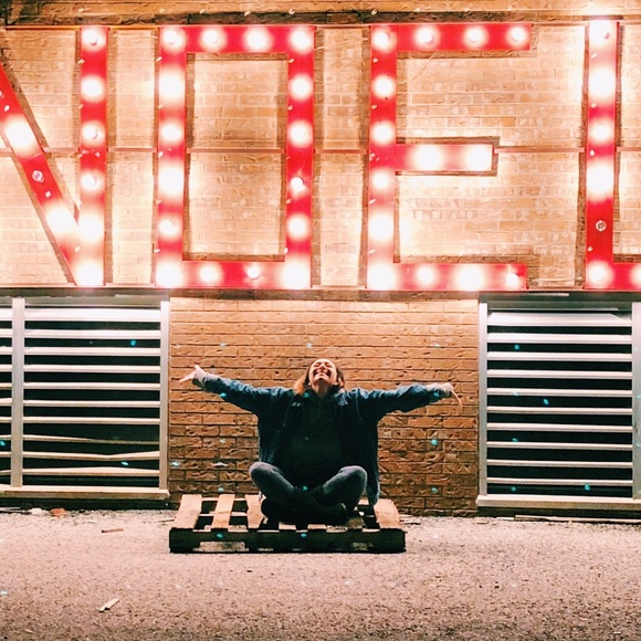 Meet your Posher, Sarah - Picture 1 of 1